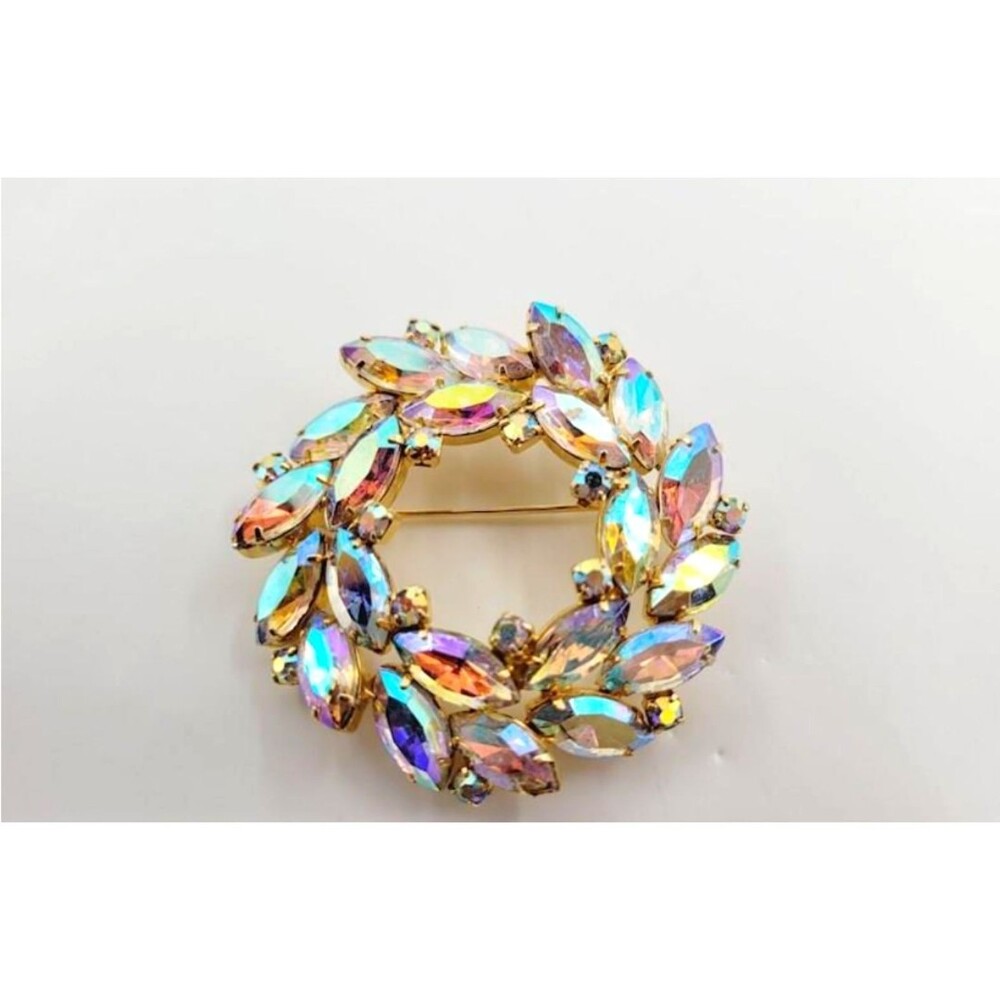 Vintage D&E Juliana Aurora Borealis AB Rhinestone Crystal Wreath Brooch